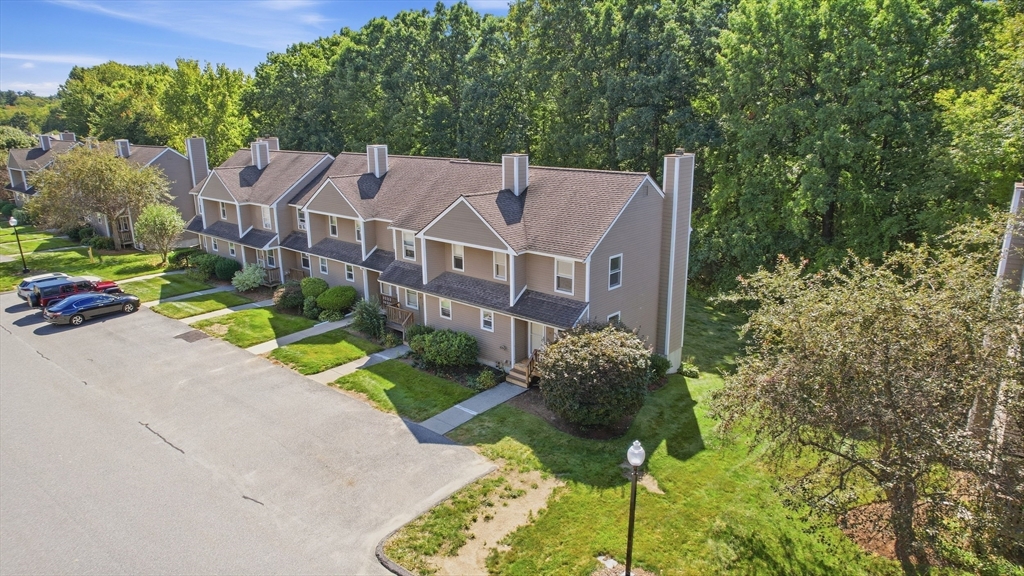79 Pennacook Dr #22 in Leominster