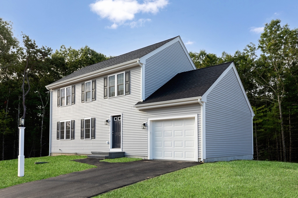 4 Lady Bug Ln in Plymouth