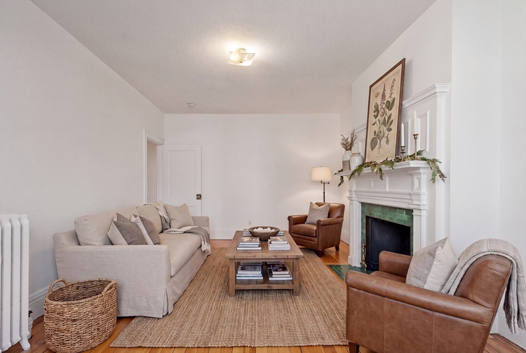 16 Glenville Ave #Unit 1 in Allston