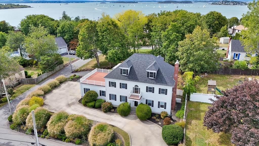 46 Prospect Ave in Hull