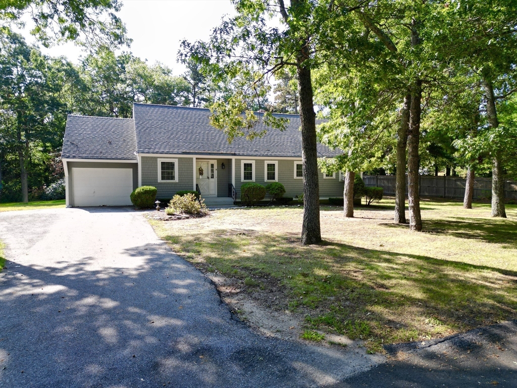 9 Megansett Dr #9 in Plymouth