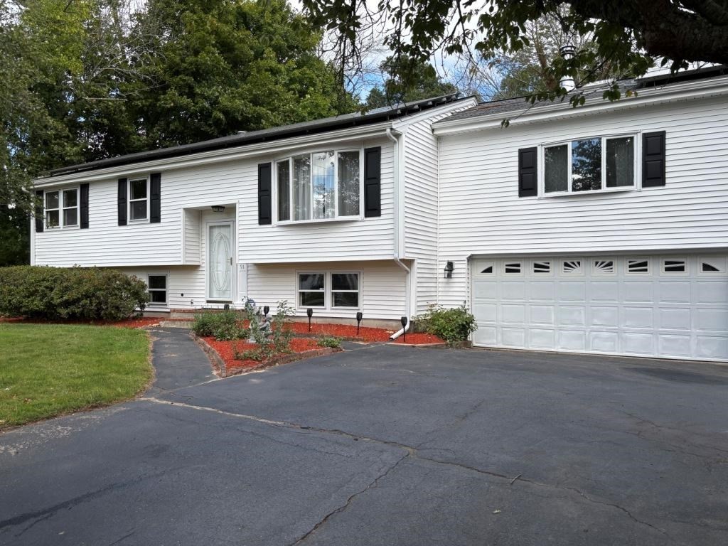 91 Hayward  Ave in Brockton