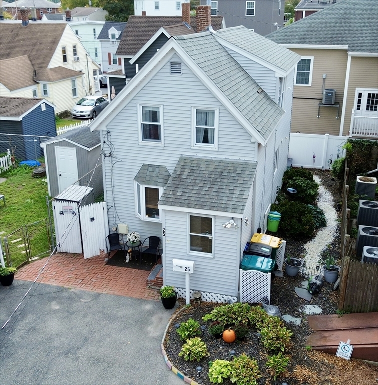 25 Union St in Woburn