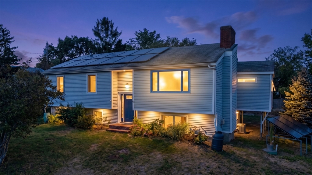 13 High Popples Rd in Gloucester