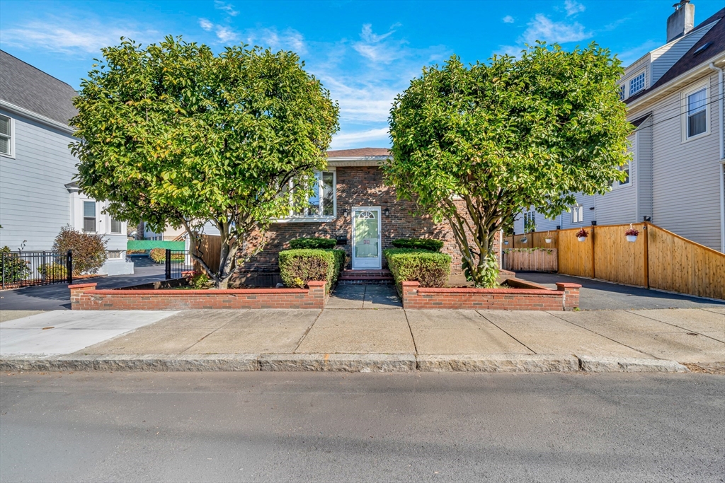 26 Beach St in Malden