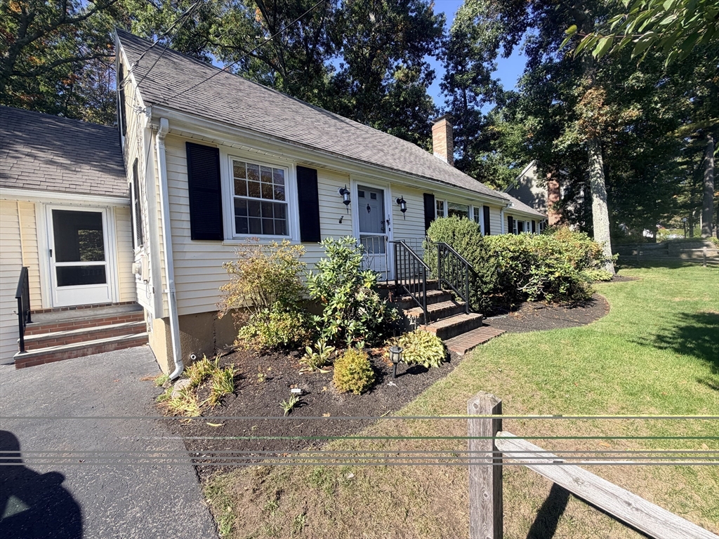 130 Central St in North Reading
