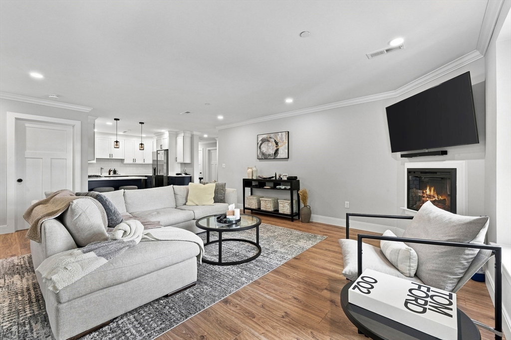 1721 Centre St #204 in West Roxbury