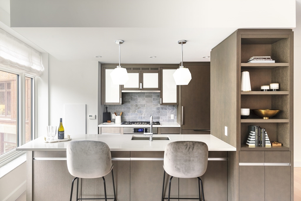 100 Lovejoy Wharf #11B in Boston