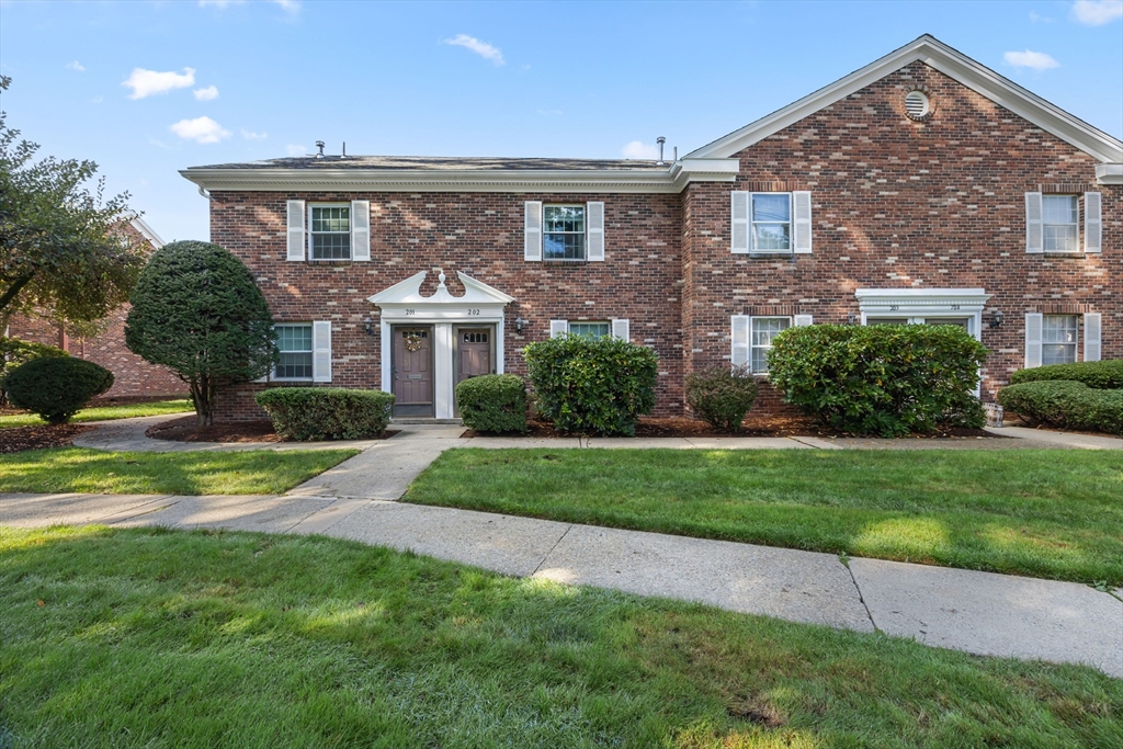 202 Windsor Drive #202 in Framingham