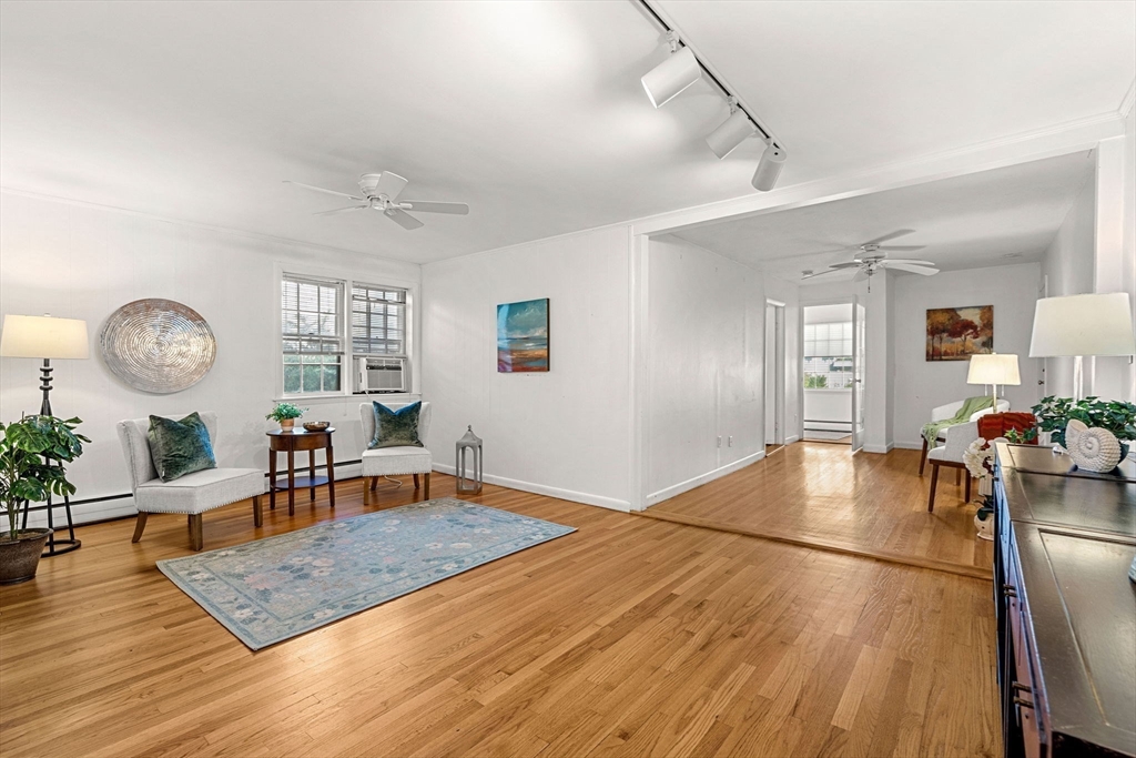 26 Summer St #5 in Marblehead