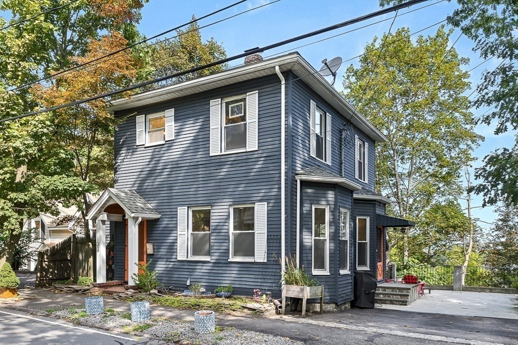 103 Newtonville Avenue in Newton