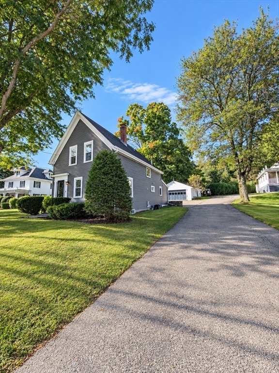 54 Whitehall Rd in Amesbury