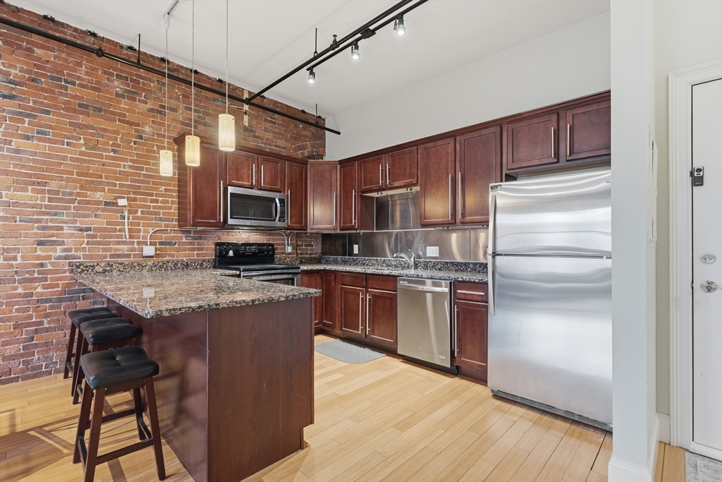 61 Market St #3A in Lowell