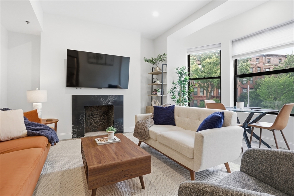 636 Beacon St #206 in Boston