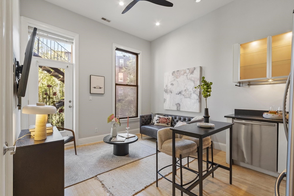 290 Columbus Ave #5 in Boston