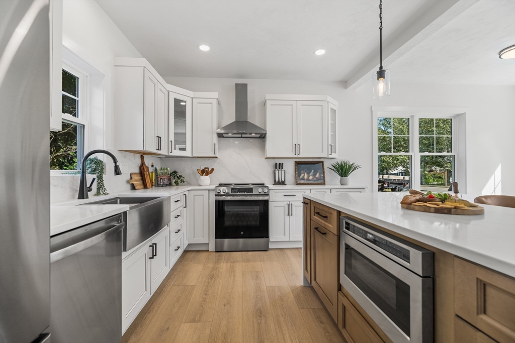 126 Maple St in West Boylston