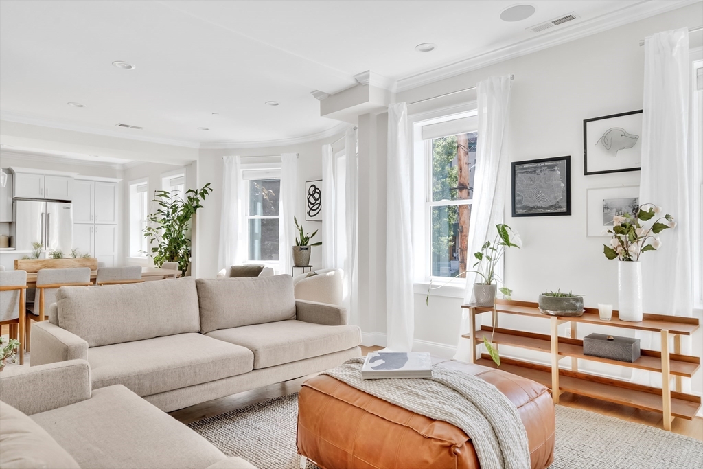 177 Winthrop Road #3 in Brookline