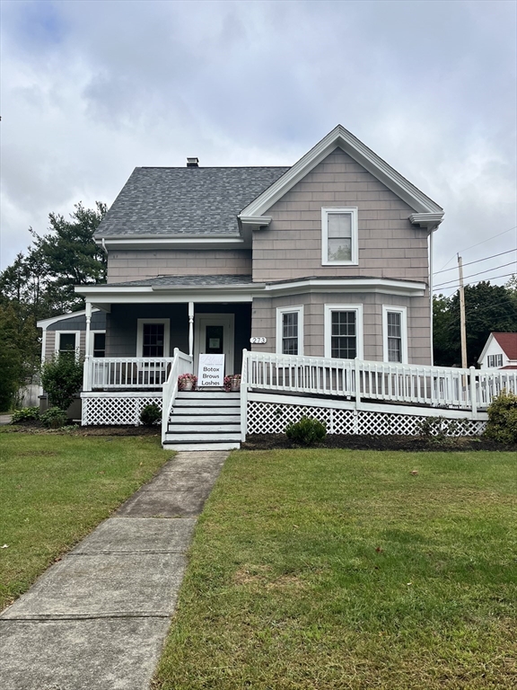 273 W Main St in Norton