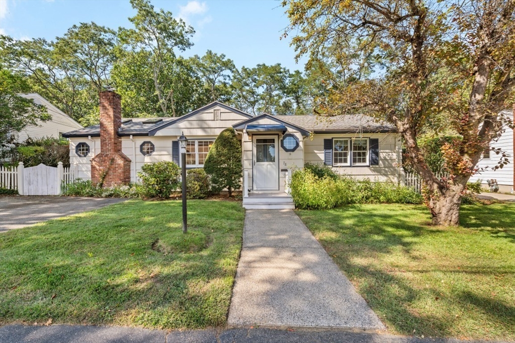 78 Spring View Dr in Lynn