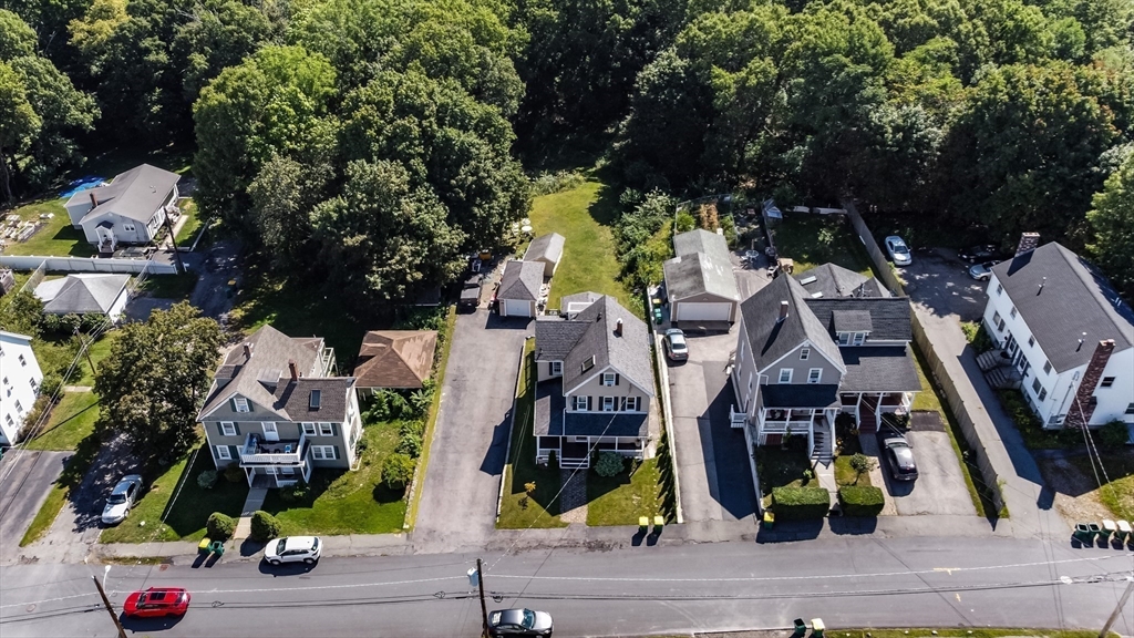 52 HIGHVIEW STREET in Norwood