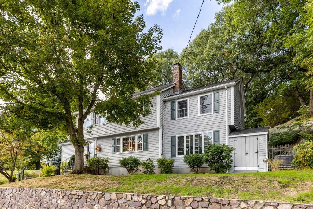 2 Rosemary Ave in Wakefield