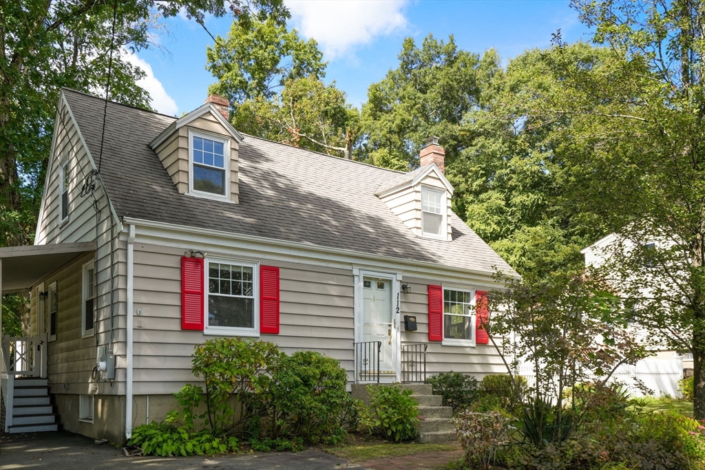 112 Myrtle Street in Ashland