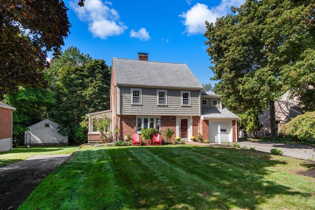 139 Webster St in Needham Heights