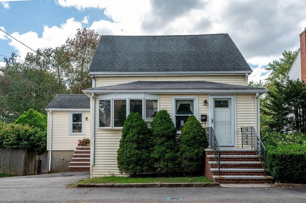34 Trenton Road in Dedham