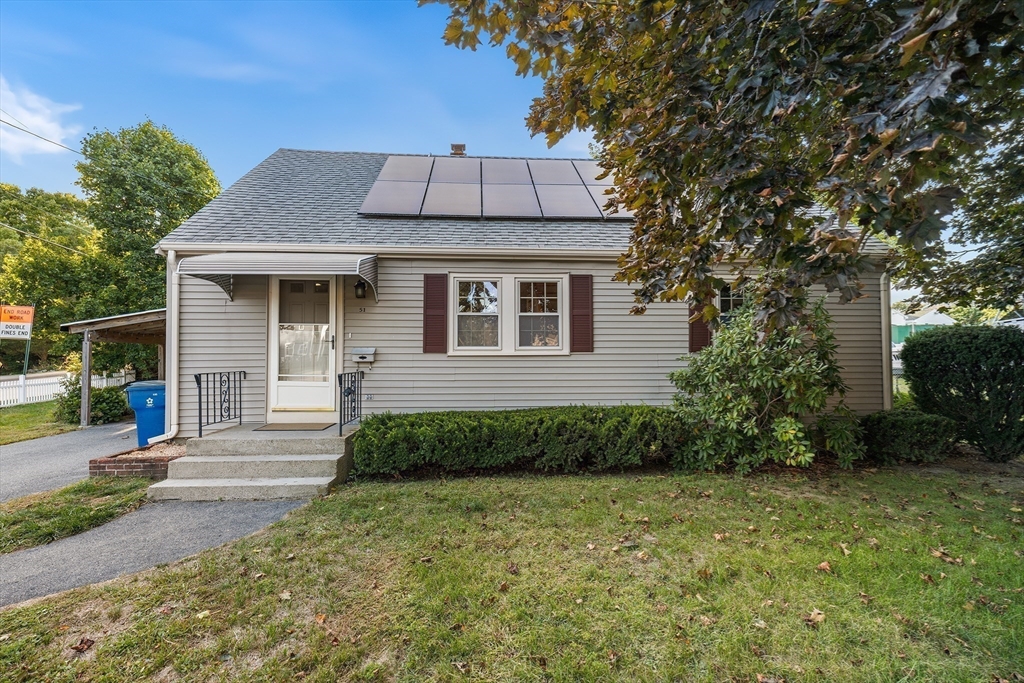 51 Selwyn Rd in Randolph