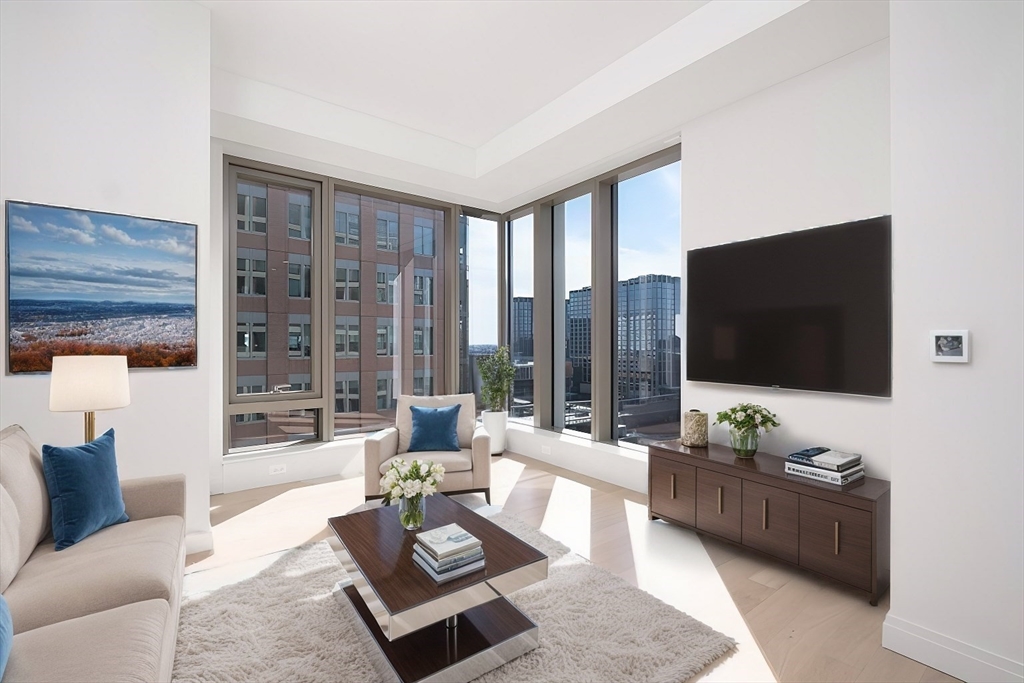 135 Seaport Blvd #1508 in Boston