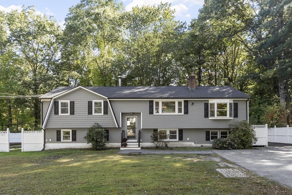405 Salem Street in Wilmington