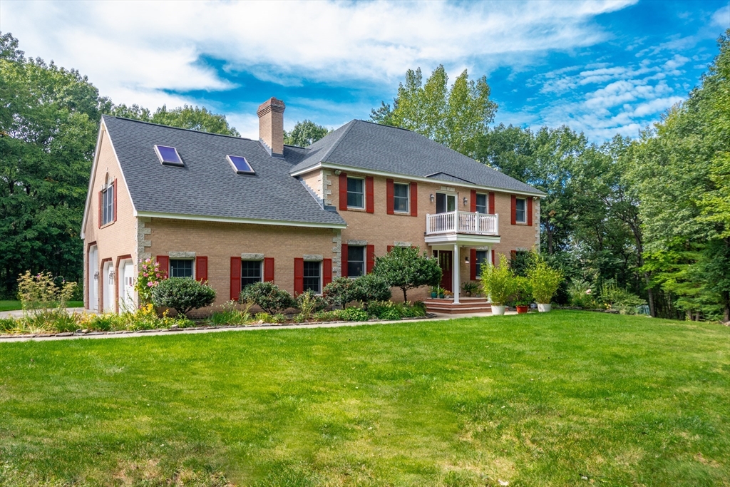 17 Wyndcliff Drive in Acton