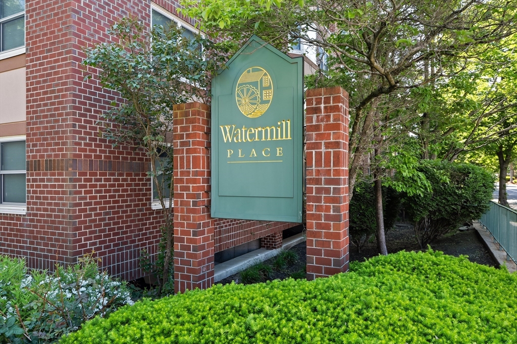 1 Watermill Pl #121 in Arlington
