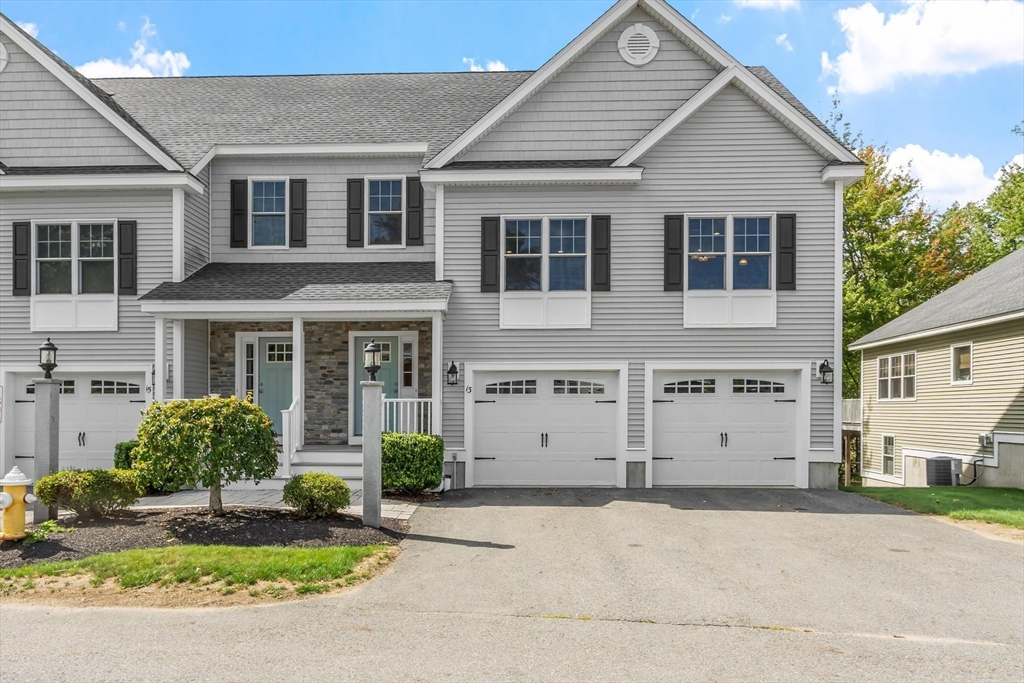 13 Commodore Way #13 in Westford
