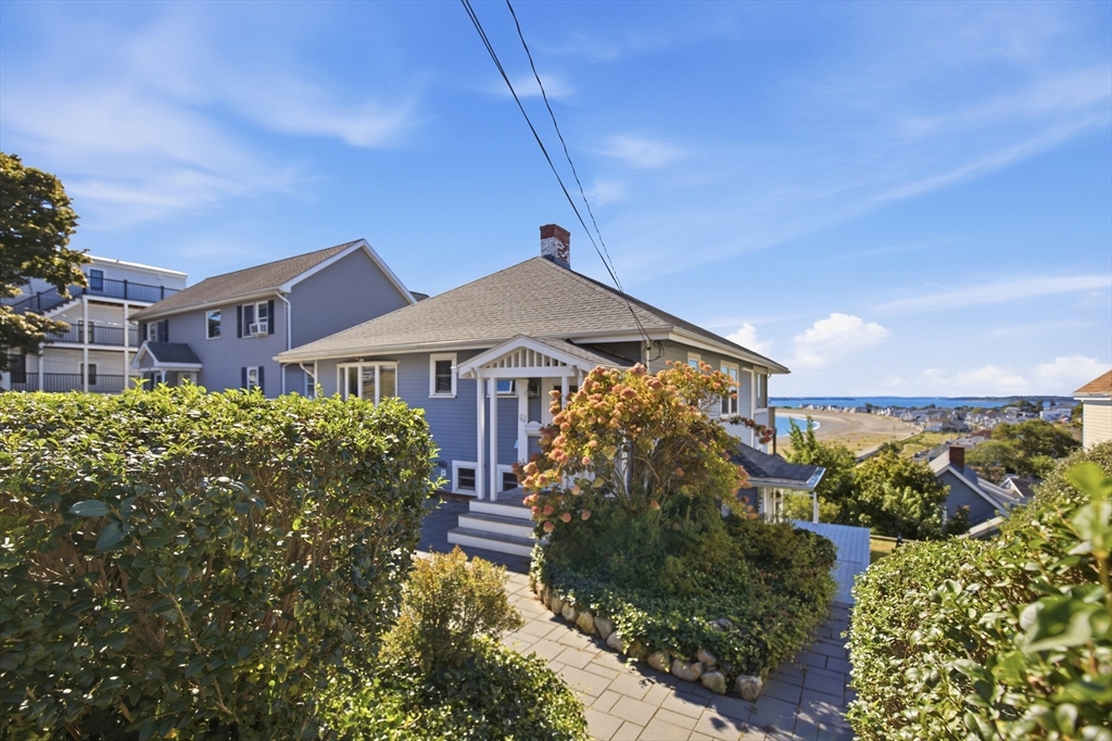 63 Harbor View Ave in Winthrop