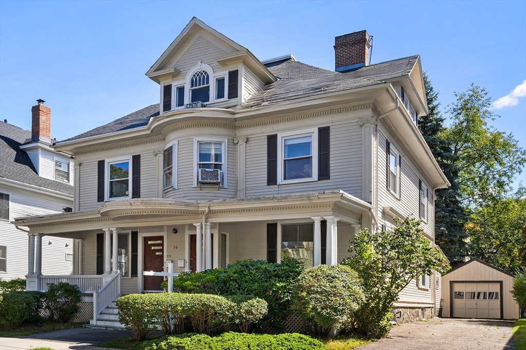 36 Columbia St in Brookline