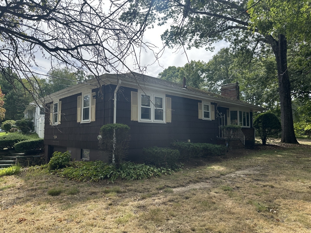 2-4 Old Central Tpke in Framingham
