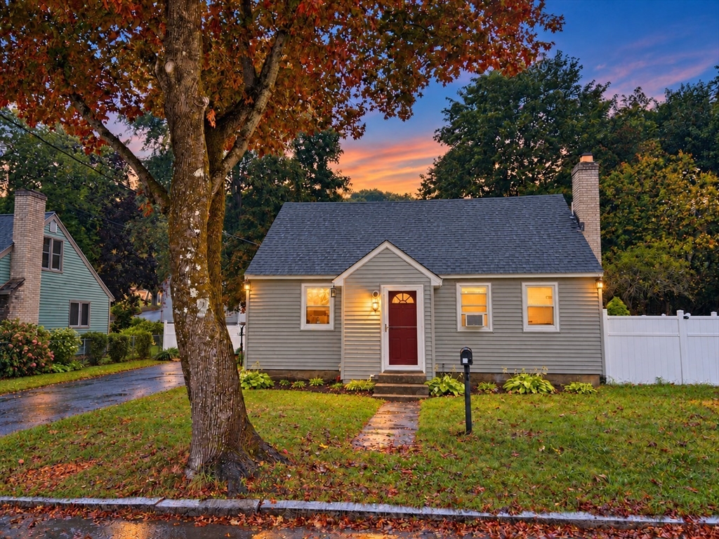 30 Amesbury St in Worcester