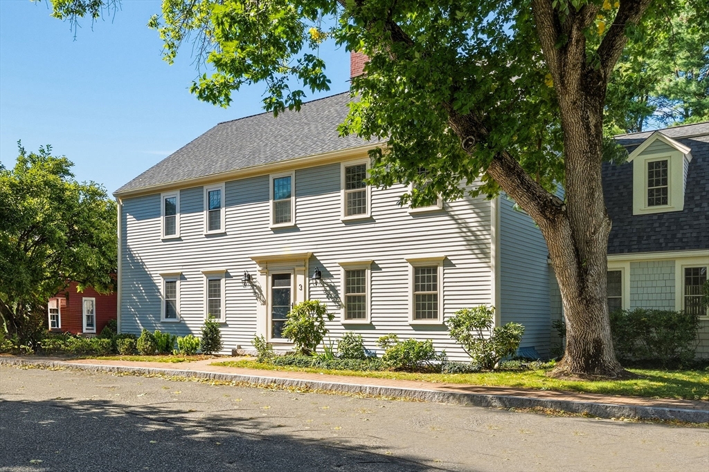 3 Seaborn Place #3 in Lexington