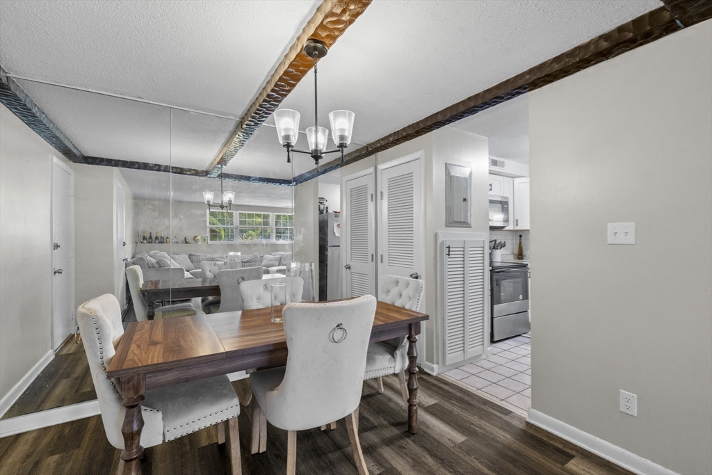 103 Oak Ln #4 in Brockton