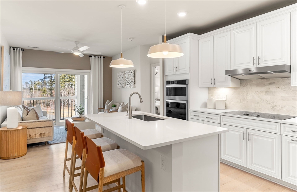 8310 Peters Farm Way #310 in Westborough