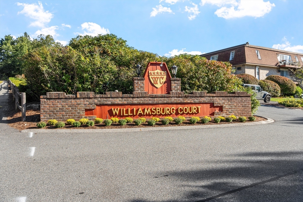 20 Williamsburg Ct. #2 in Shrewsbury