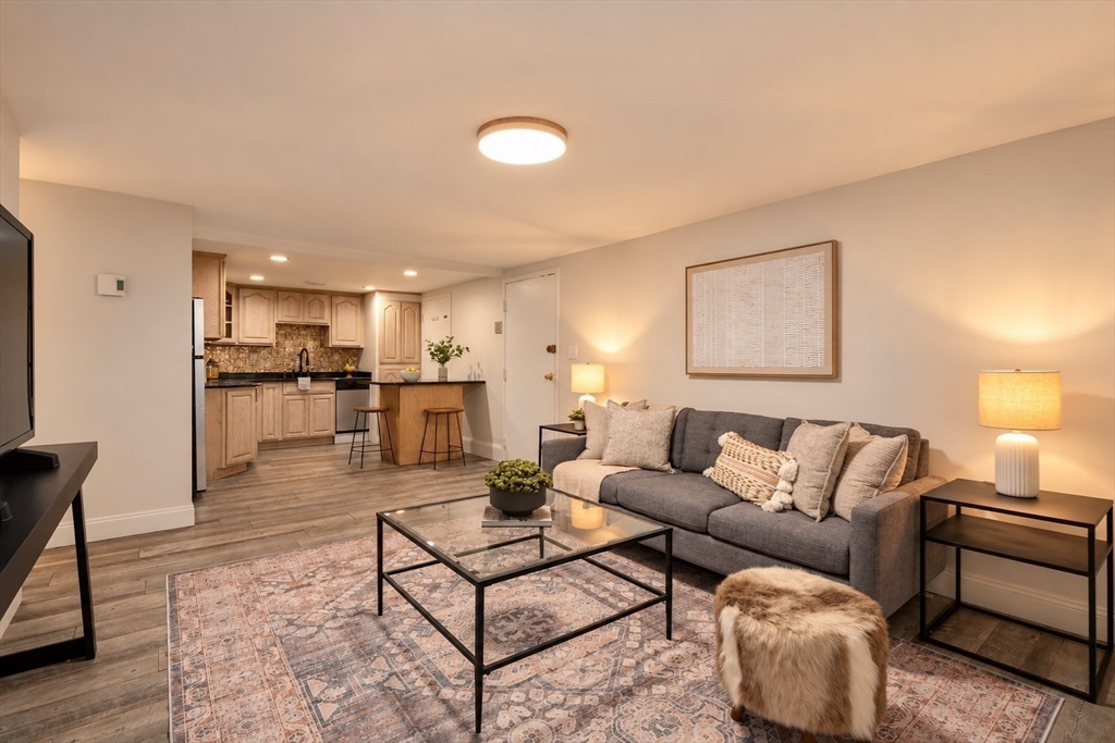 365 Faneuil St #4 in Brighton