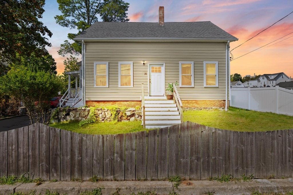 16 Presbrey Ave in Taunton