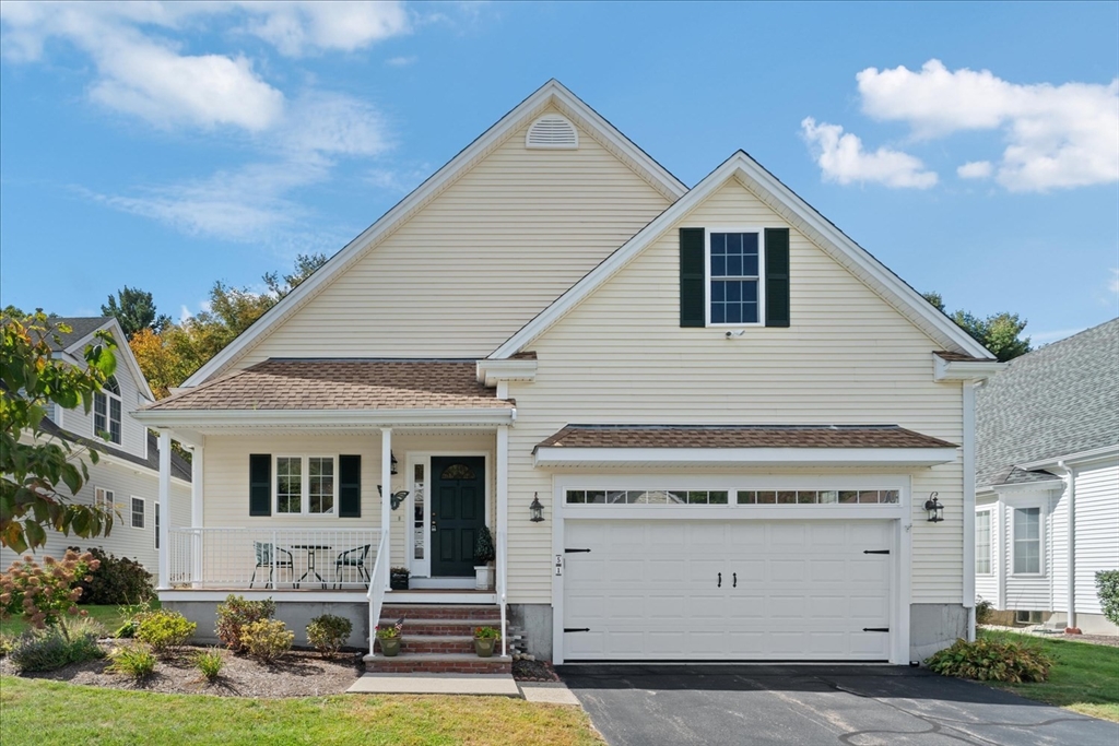 51 Lawrence Dr #51 in Franklin
