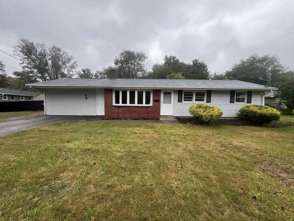 47 Mercedes Rd in Brockton