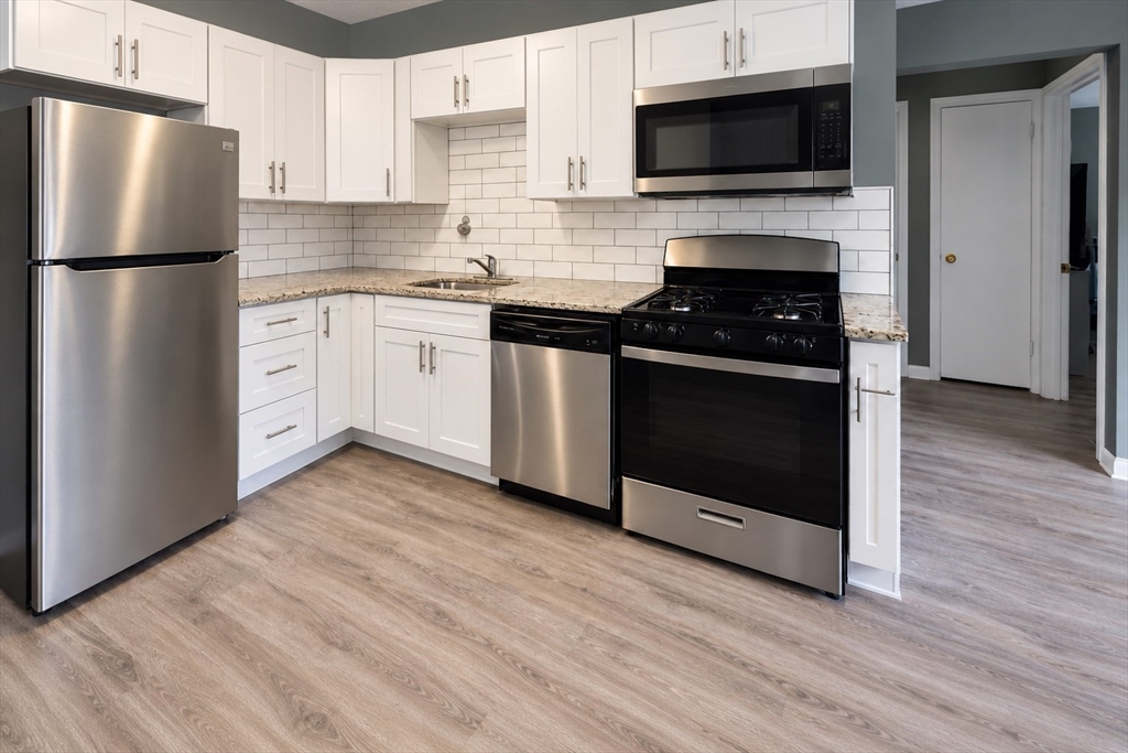 160 Tyngsboro Rd #6C in North Chelmsford