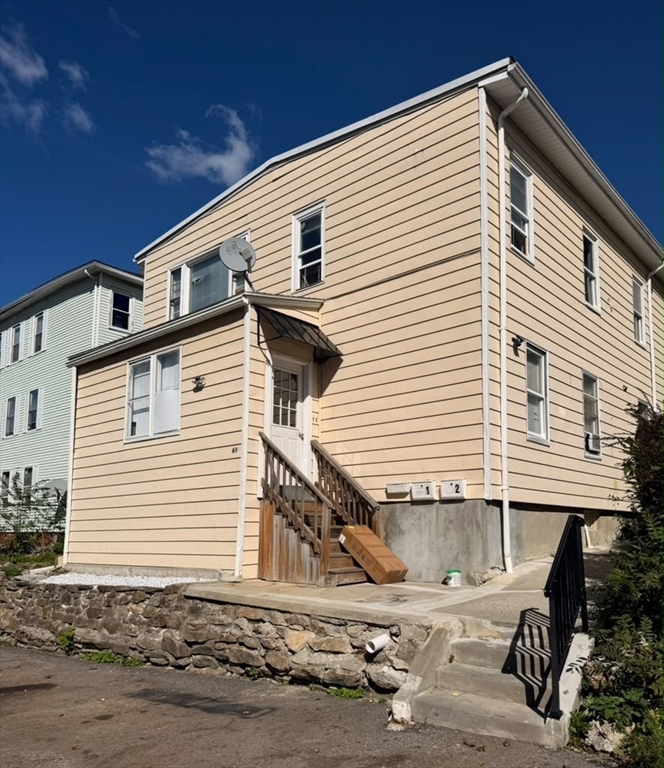 69 Fox St in Worcester