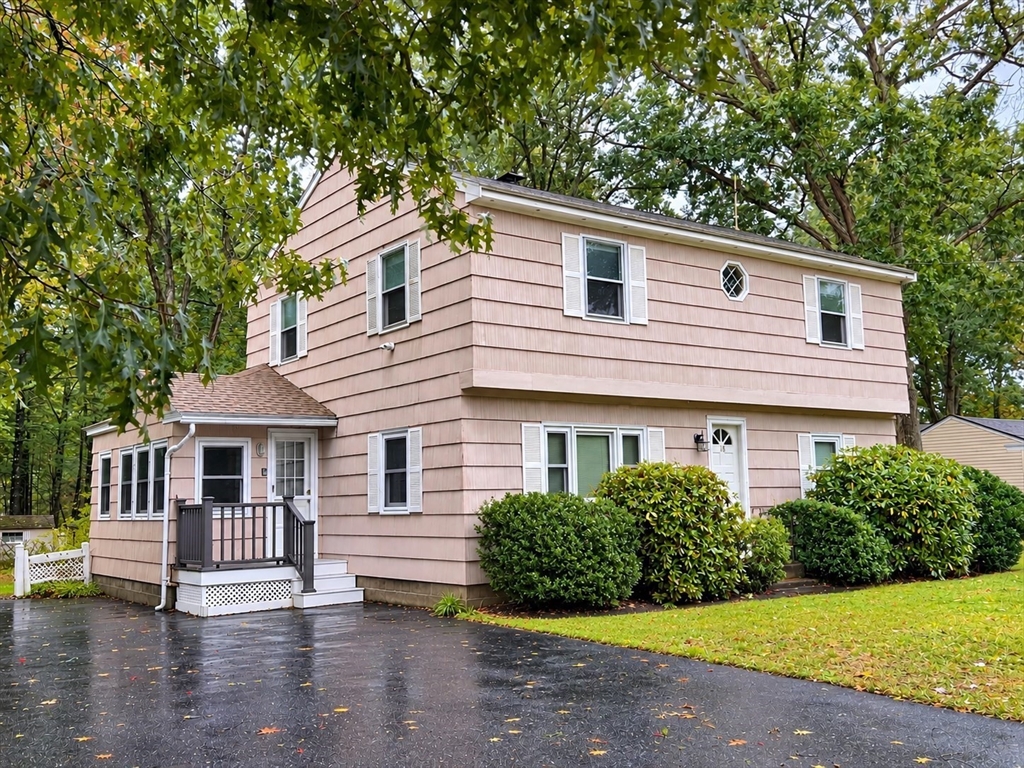 18 Main St in North Chelmsford