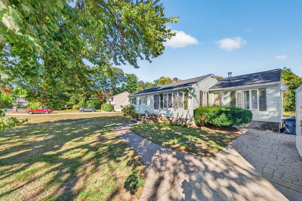 121 High Street in North Billerica